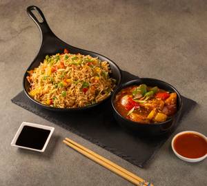 Noodles With Chilli Paneer