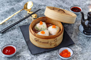 Imperial Lobster And Caviar Dumpling