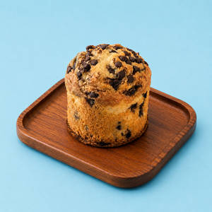 Large Muffin Vanilla Chocolate Chip