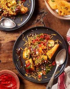 Bread Pakoda Dahi Chaat