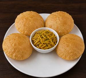 Puri with aloo bhujia