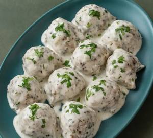 Malai momos 8 pcs