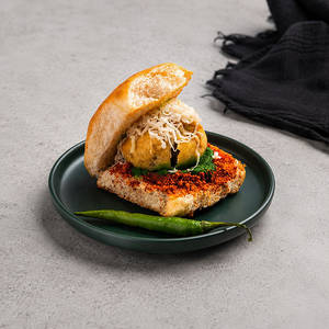 Cheese Vadapav