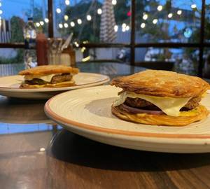 Paratha Burger French Fries