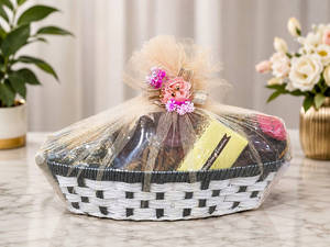8 HAMPER