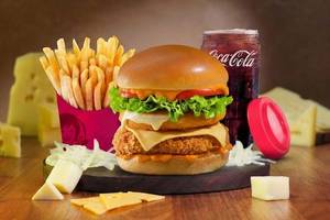 Lord Cheesynator Veg Burger Combo
