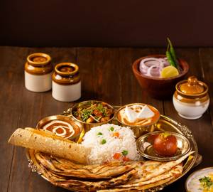 Deluxe Thali [Serves 1]