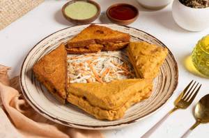 Bread pakoda (2 pieces)