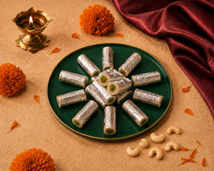 Kaju Roll