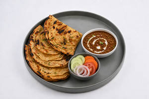 Dal makhani With 2 laccha