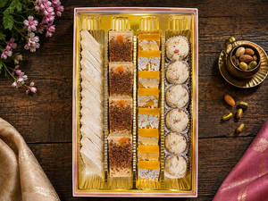 6 KAJU MAWA MIX SWEETS BOX