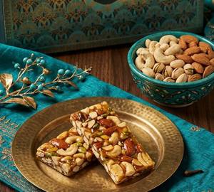 Pista Badam Chikki