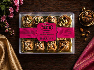 BAKLAVA 12 PCS