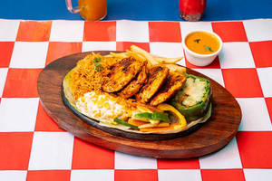 Thai Grilled Chicken In Thai Sauce Sizzler