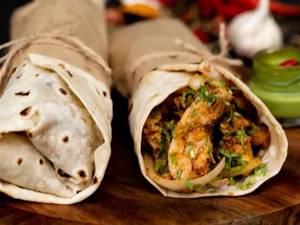 Chicken Tikka Roll (9" Serves 1)