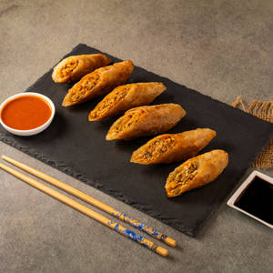 Veg Spring Roll [Serves 1]    