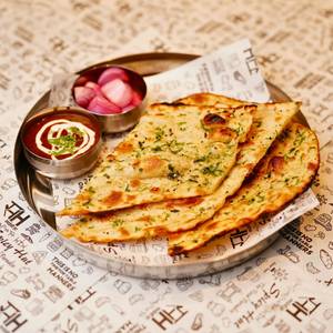 Dal Makhani With Butter Naan
