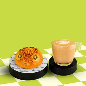 Hot Cappuccino (250ml) + Jalapeno Cheese Brioche
