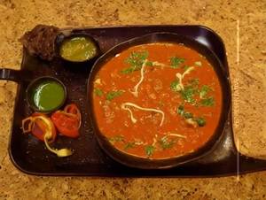 Veg Makhanwala (Red Gravy)