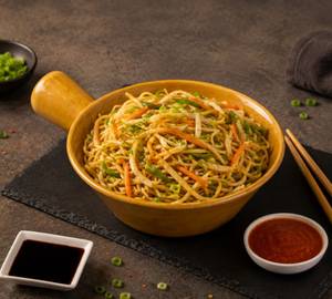 Veg Hakka Noodles