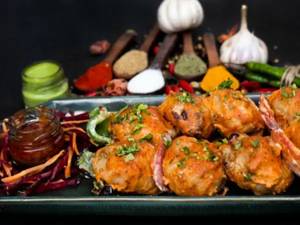 Tandoori veg momos (8 Pieces)