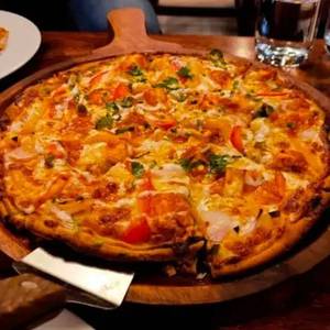 Food Scouts Special Veggie Love Pizza