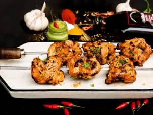 Old Monk Chicken Tikka (8 Pieces, Serves 2-3)