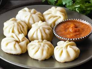 Veg steamed  momos