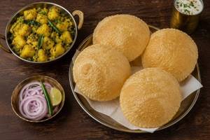 Aloo Sukhi Sabji [250 ml] With 4 Poori