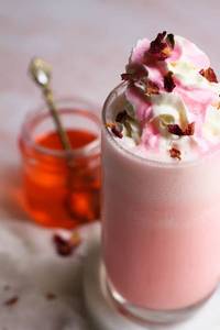 Rose Milk Fruit Milk Shake