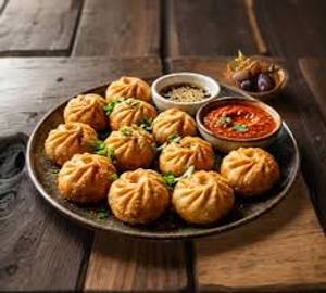 Veg Fried Momos [8 Pieces]