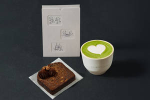 Matcha Latte Hot + Banana Bread