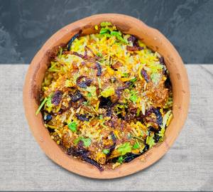 Clay Pot Boneless Chicken Biryani [1/2 Kg]