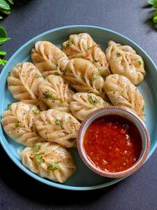 Chicken Momo Platter