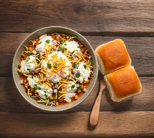 Dahi misal pav