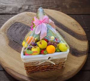 Bhai Ki Ladli Fruit Bucket