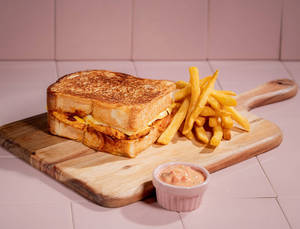Paneer Peri Peri Tikka Sandwich