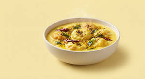 Kadi Pakoda