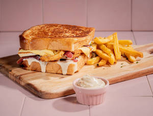 Lebanese Paneer With Pickle Onion Sandwich
