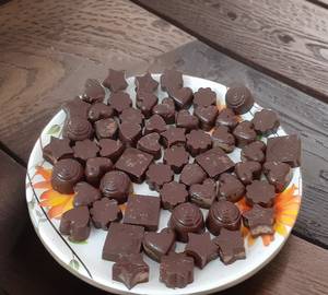 Dark chocolate box [9 pieces]