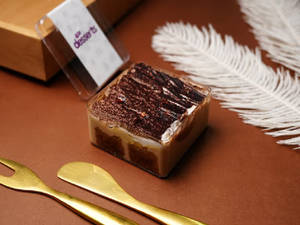 Tiramisu Bento Box
