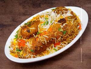 Veg Hyderabadi Biryani)
