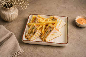 Classic Chicken Club Sandwich