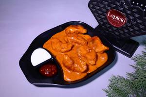 Chicken Gravy Momos [6 Pieces]