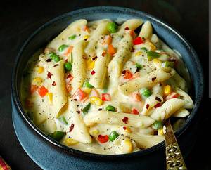 White Sauce Pasta