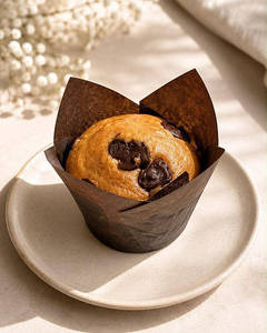CHOCOLATE CHIP MUFFIN