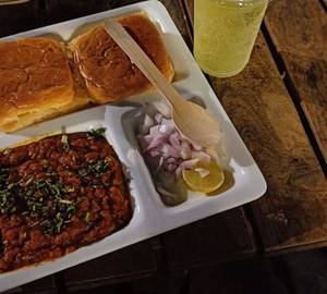 Pavbhaji +Colddrink