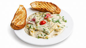 White Sauce Pasta