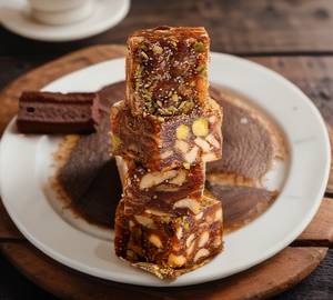 Dry Fruit Cake [250 grams]
