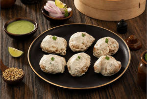 Paneer Afghani Momos (6 Pcs)